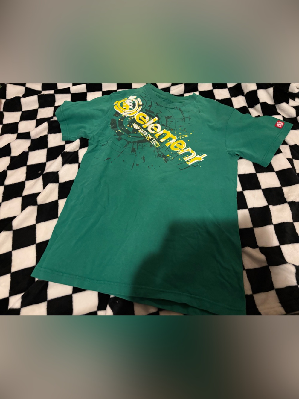 Xlarge green element tshirt
